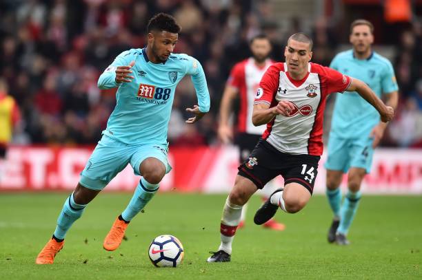 他的表现不 他的表现不