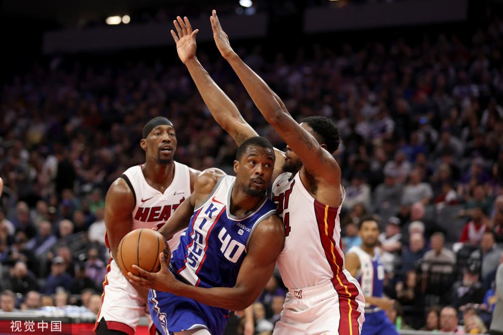 以斗志与激 以斗志与激