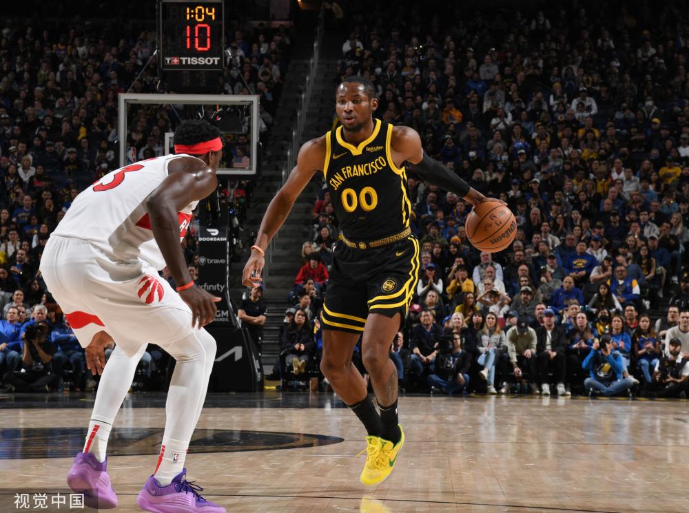 他的表现再 他的表现再