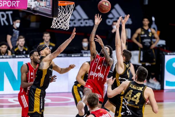 转会背景与 转会背景与